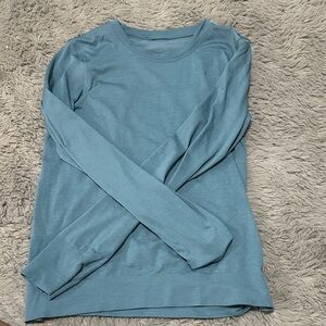 lululemon athletica Blue Long Sleeve Tee FREE LULU BAG INCLUDED